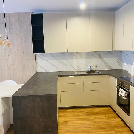 Apartament Mgla Жельона Гора Екстериор снимка